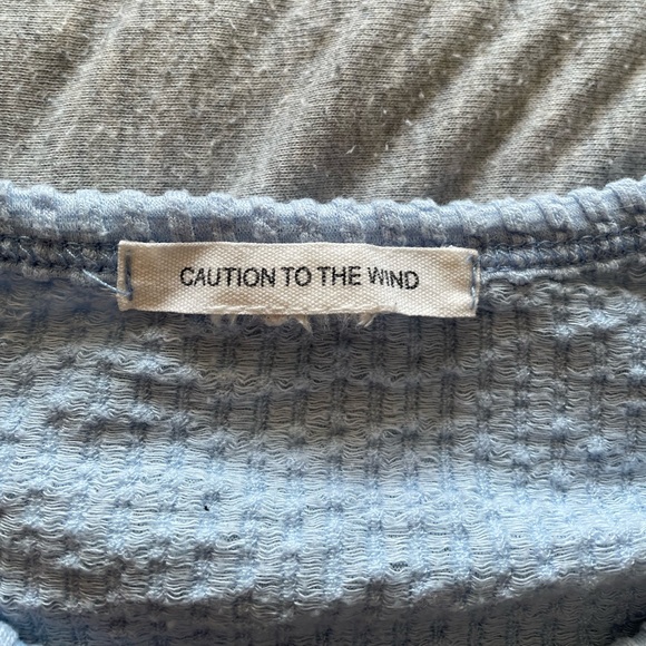 Caution to the wind shirt - Picture 3 of 3